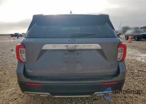 2021 Ford Explorer Xlt z USA, uszkodzony, nr VIN 1FMSK7DH2MGC16257